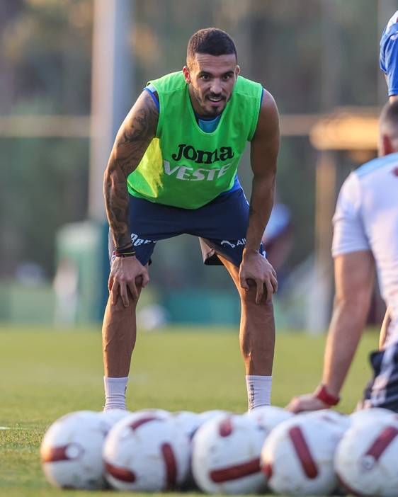 Trabzonspor'un deplasmanda oynayacağı Galatasaray maçı hazırlıkları sürdü - 17 Ağustos 2023 22